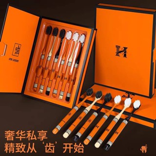 節日送禮/禮物/禮盒/牙刷精緻禮盒/送禮自用兩相宜，推薦實用💯🎉