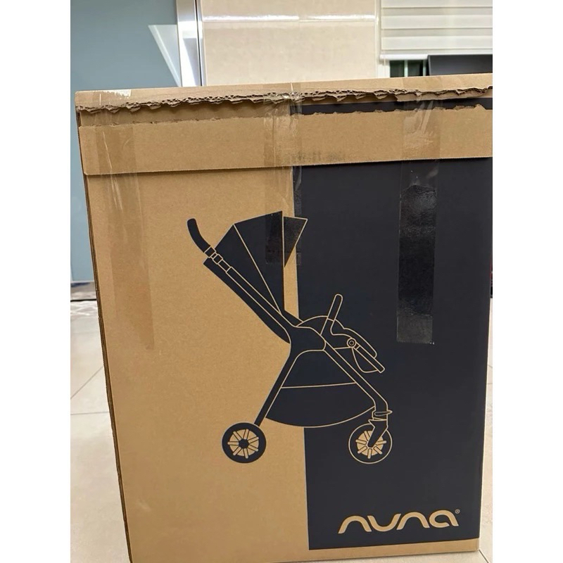 二手 Nuna Triv 雙向嬰兒推車 伯爵黑