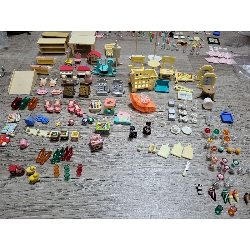 森林家族 絕版補件 配件 散件 咖啡廳 蘋果木 百貨 招牌 藍白超市 二手