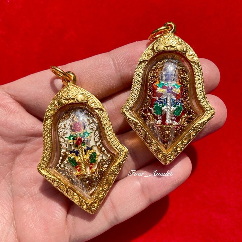 「四方🇹🇭佛牌」恩師「龍普習帖烏東」佛歷2565年「多聞天王 護佛夜叉」