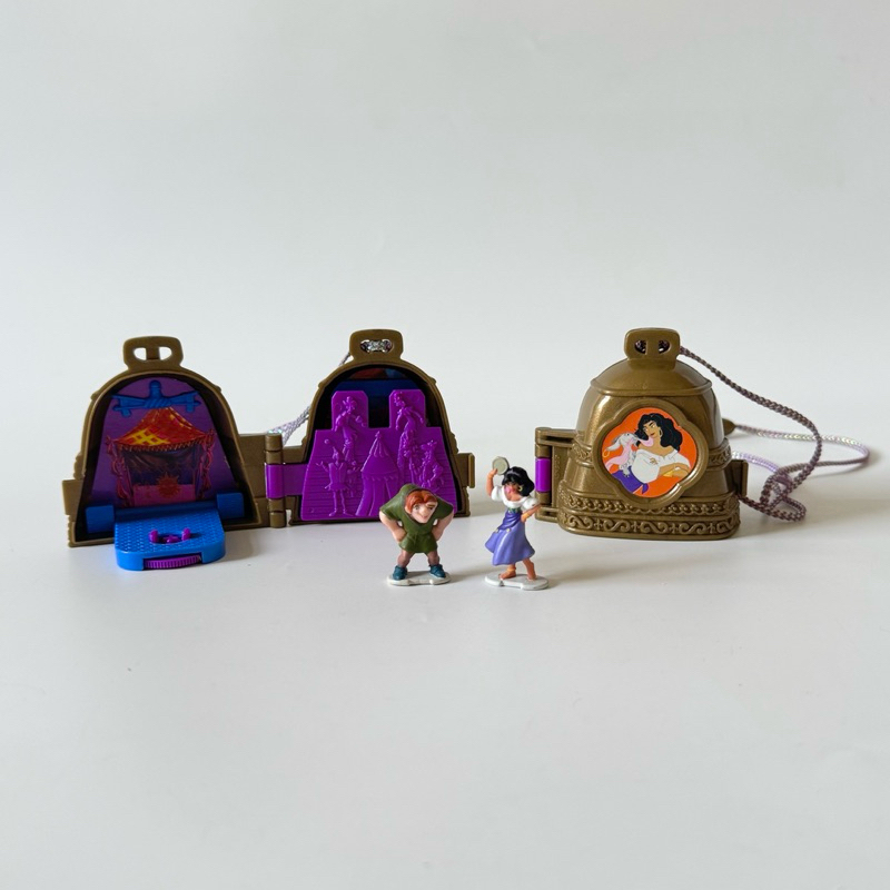 Vintage 迪士尼 鐘樓怪人 Polly Pocket 項鍊口袋盒 加西莫多 愛絲梅拉達 玩具盒