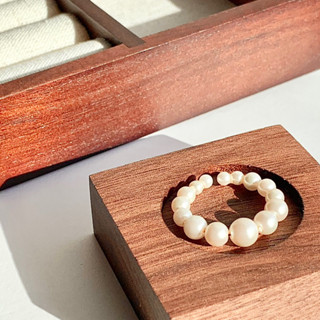 𝐌𝐚𝐛𝐮𝐬𝐡𝐢𝐢 現貨｜日本製🇯🇵 可當戒指💍珍珠耳骨夾 日系飾品 防過敏耳環 珍珠耳骨夾 日本耳環 食指戒 珍珠戒指