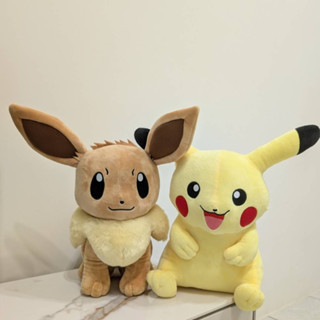 正版樂玩多 / 寶可夢娃娃 / 絨毛玩具 / 約30-35公分 / 皮卡丘坐姿款 / 伊布 / 神奇寶貝