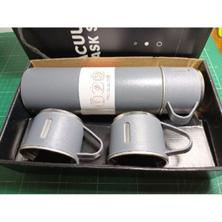 ✨全新現貨✨VACUUM FLASK SET 保溫瓶+杯禮盒組
