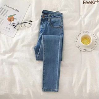 【FeeKr】現貨速出 ✨經典款 微彈牛仔褲 九分褲 高腰緊身小腳褲 彈力牛仔褲 大碼女裝 顯瘦長褲 藍色牛仔褲 F01
