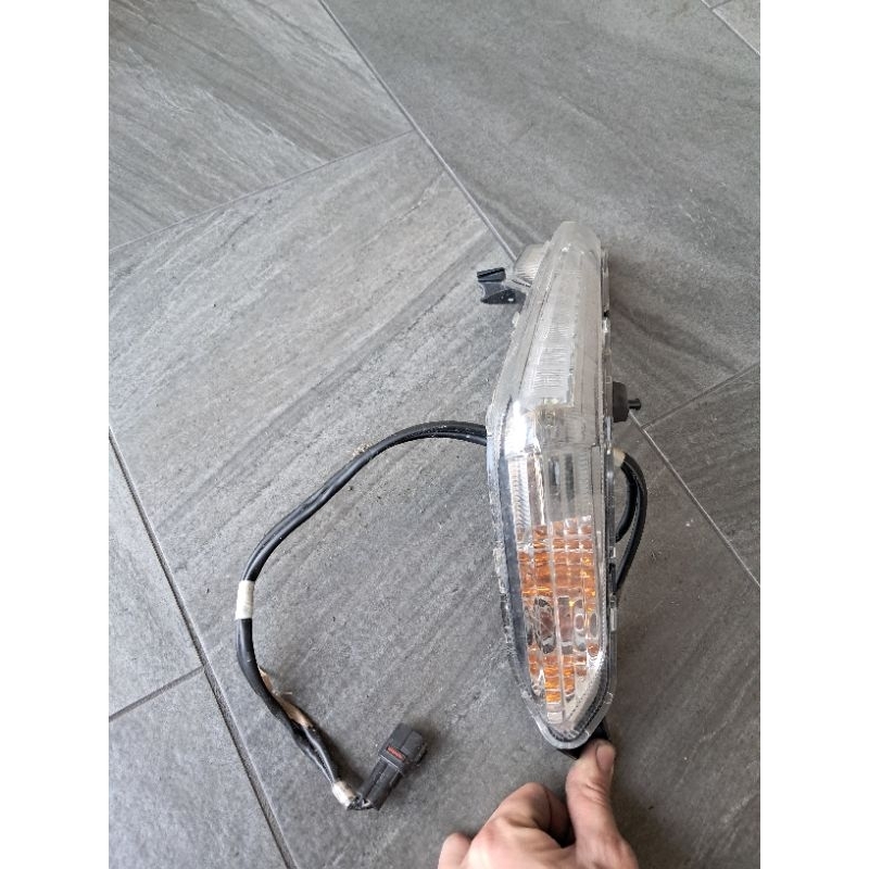yamaha limi 125 左前方向燈 方向燈 二手 斷腳