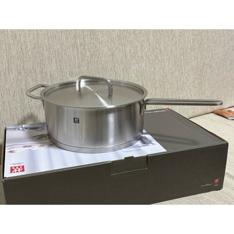 德國雙人 ZWILLING Moment 單柄深平煎鍋含蓋24cm/含一個濾杓