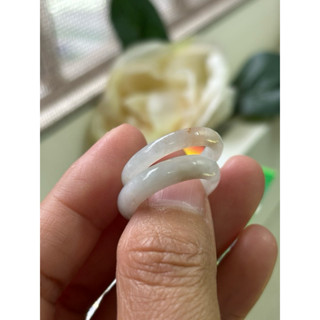 內徑18，國際戒圍14，no682，玉到愛，特價買一送一，冰白翡翡翠戒指（戒圈），保證緬甸玉A貨翡翠，無紋有礦缺扣感