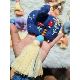 現貨 泰國🇹🇭清邁手工製作 /針織刺繡造型大象流蘇 吊飾包包約10-11cm