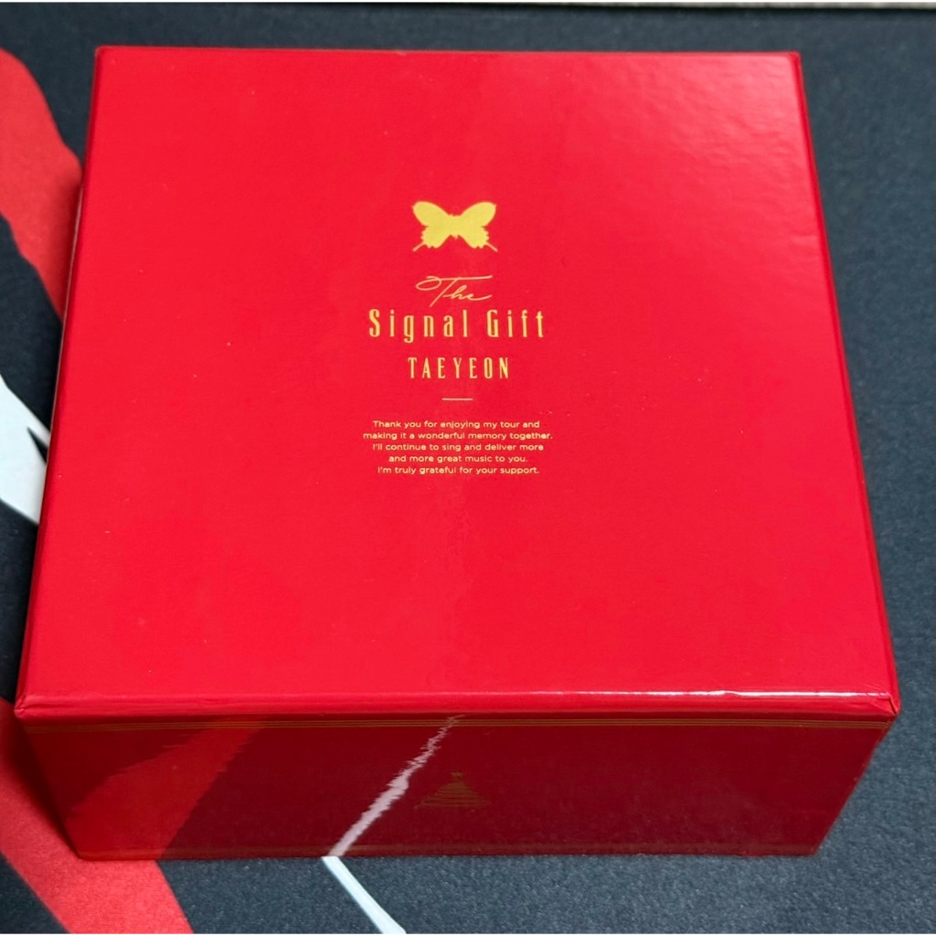 テヨン/The Signal Gift〈完全限定生産BOX〉 Amazon.co.jp: The Signal Gift(完全限定生産)[DVD] : テヨン