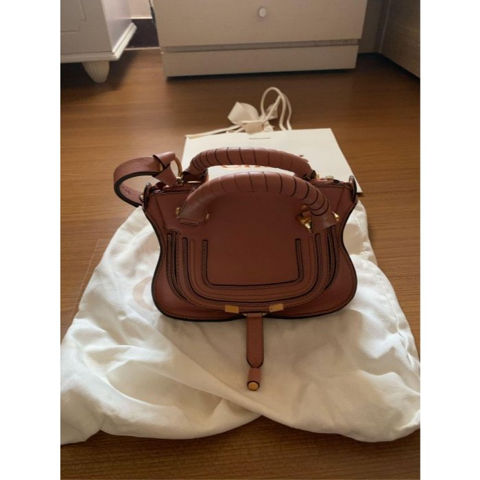☆人気☆【Chloe】☆marcie スモール ダブル キャリーバッグ☆ Chloé キャンバス製Chloé Carryスモールトートバッグ | Chloé JP