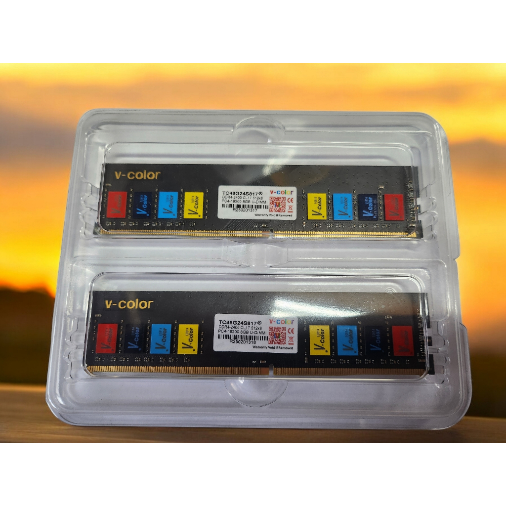 含稅 v-color 全新終保 DDR4 2400 8GB 4GBX2 跑雙通 桌上型記憶體 01R076