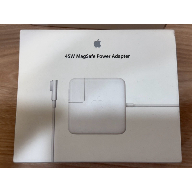 apple 45w magsafe power adapter