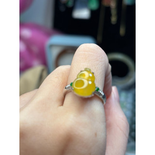 （絕版黃，現貨臺灣，臺灣賣家） A貨天然翡翠，18k真金真鑽天然無燒戒指 香甜玻冰放光果黃胖葫蘆 厚金鑲嵌，戒圈超寬版