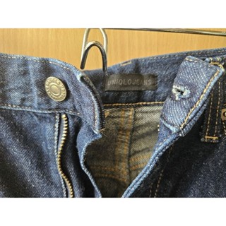 【二手】 uniqlo 寬版直筒挺版牛仔褲（褲長稍長）27腰 深藍色、水洗淺藍