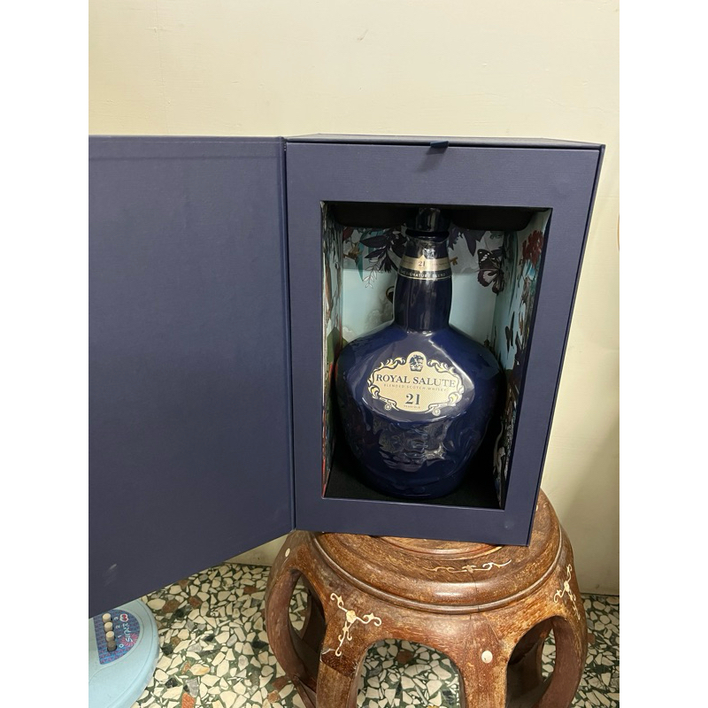 皇家禮砲3L(3公升）空瓶及空盒（含倒酒篩）