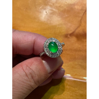 【上豪翡翠】緬甸天然A貨玻璃種陽綠色翡翠蛋面鑽石戒指~絕美色澤~水頭
