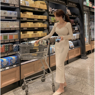 🇰🇷Korea韓國連線·正韓 桃心領螺紋連身洋裝 連身裙 長袖洋裝 桃心領洋裝 合身洋裝 休閒洋裝 韓國代購 東大門