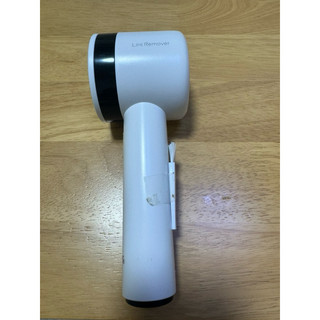 ❮二手❯ deerma 德爾瑪 毛球修剪器 除毛球機 瞬去毛球 不傷衣物 一機兩用 解決衣物起球/黏毛問題