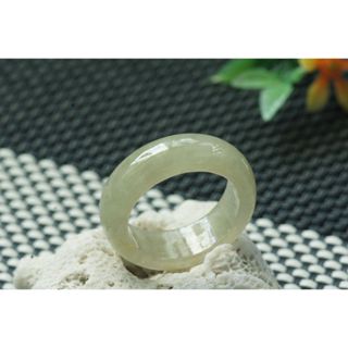 熱賣U368玉戒指❀ 13#翡翠玉A貨冰潤淡黃寬版玉戒圈指環戒子【緬甸玉翠軒】玉首飾品 男女款式 尾戒