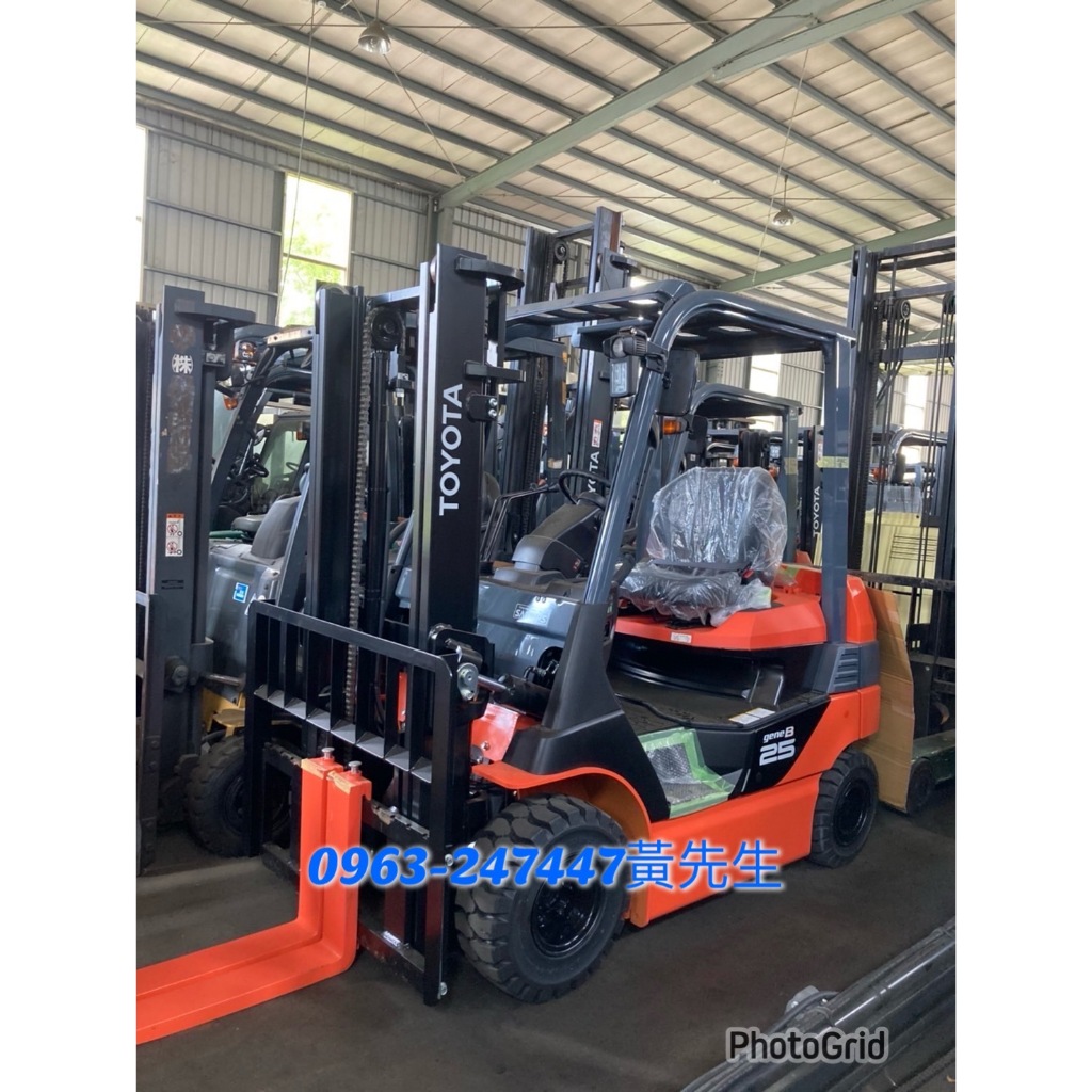 全新TOYOTA 豐田2.5噸電動堆高機 0963-247447黃先生 柴油中古推高機