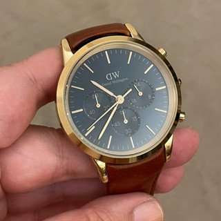 【DW 】 Iconic Chronograph 42mm三眼計時碼錶 男錶