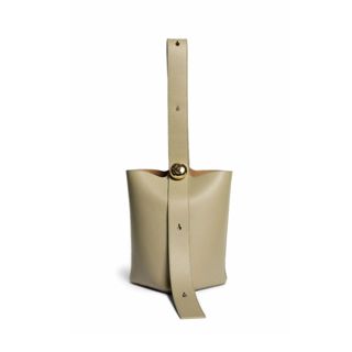 Loewe 柔軟小牛皮中款 Pebble Bucket 水桶包 Oak 尤加利綠