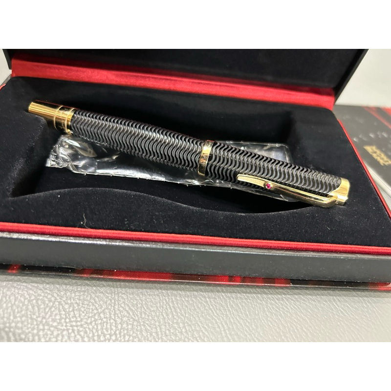 Montblanc 萬寶龍 2006年 文學家鋼筆 吳爾芙限量鋼筆特價