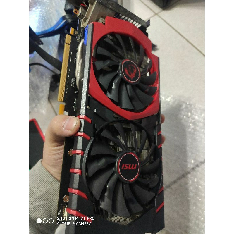 msi gtx960 2g二手顯卡 外觀有使用痕跡 功能正常 溫度漂亮穩定61~62度~~ 勿直下