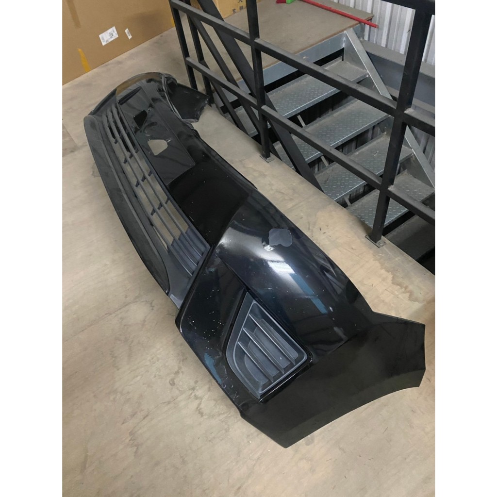 OK購物 台中 中古 14-17 ALTIS 11代 保桿 前保桿 總成  二手 無斷腳 黑色烤漆 副廠件
