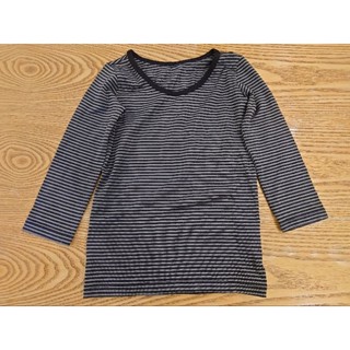 Uniqlo灰黑條紋Heattech發熱衣（90 cm, 13kg)