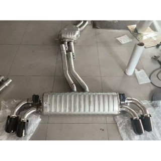 #porsche 2024 cayenne .2拆下原廠跑車排氣管，9.9成新，可開通於原廠螢幕，歡迎詢問。