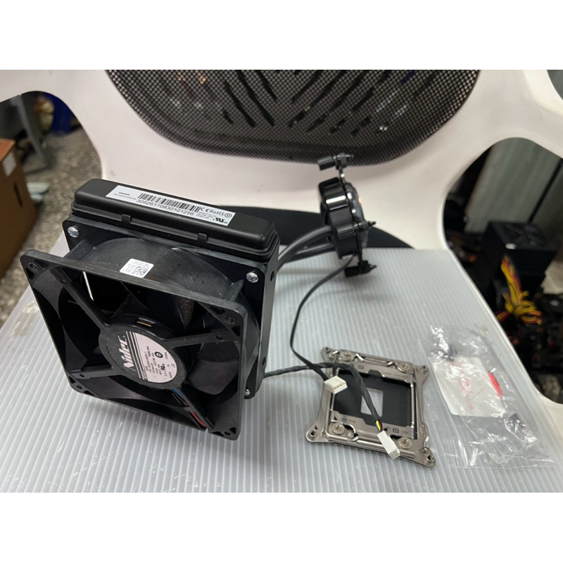 電腦雜貨店～水冷風扇 2011腳位適用 二手良品 $1000