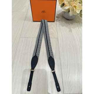 ❤️售全新Hermes愛馬仕 Kelly to go 背帶