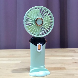 全新 高顏值 蘋果綠便攜式折疊風扇 LED數顯風扇 手持電風扇 LED顯示隨身風扇 TYPE-C充電 迷你扇 桌立風扇