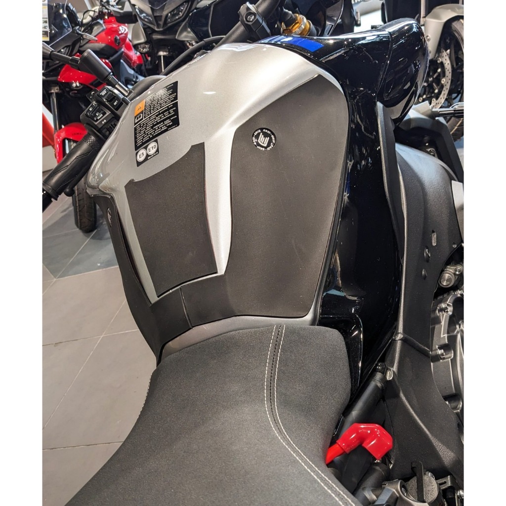 【泰格重車】Eazigrip Yamaha MT10SP 22~25 環抱式油箱貼 油箱貼 MT-10/SP 油箱止滑貼