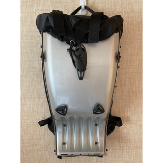 二手硬殼背包 Boblbee OG Megalopolis Backpack Silver 25L