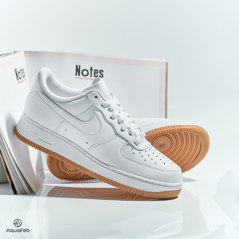 Nike Air Force 1 '07 男 白 焦糖底 AF1 低筒 運動 休閒鞋 DJ2739-100