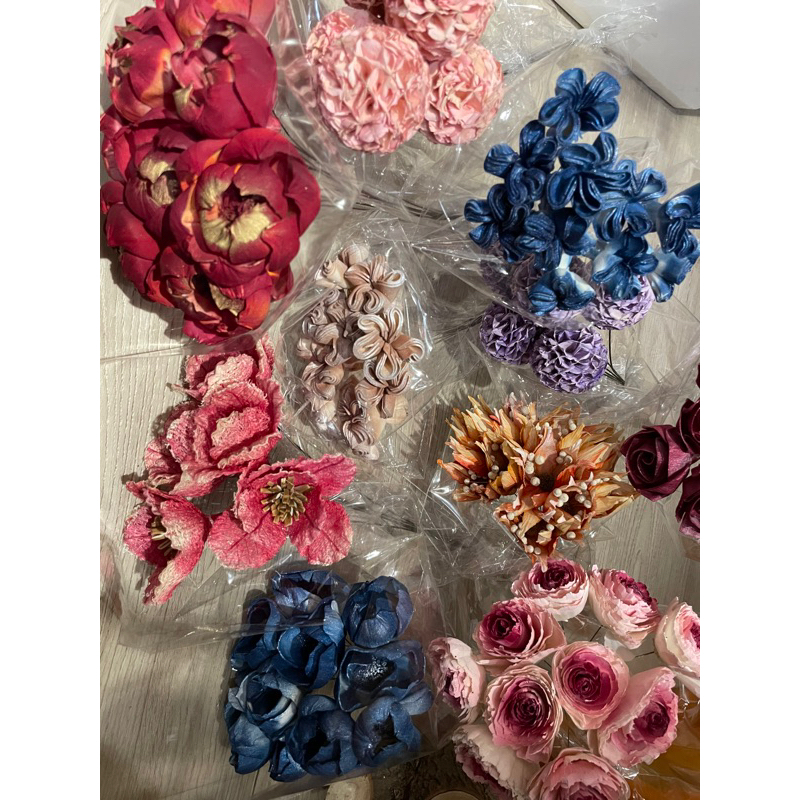 #JM花草夢竹北#索拉花#漸層色索拉雲南菊#索拉康乃馨#索拉波斯玫瑰漸層色系#索拉花#薰香花#春夏新品