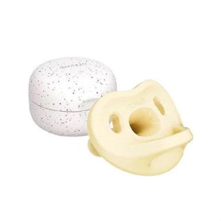 MOYUUM 韓國 全矽膠微笑奶嘴收納盒組3-6m(8809649019853馬卡龍黃) 250元