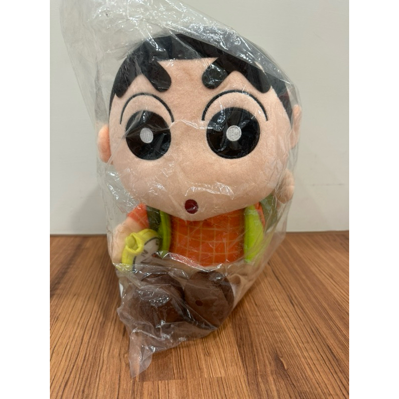 全新～蠟筆小新限定玩偶 春日遊新趣蠟筆小新娃娃背包 蠟筆小新小白玩偶 蠟筆小新露營玩偶 蠟筆小新指南針背包小白12寸娃娃