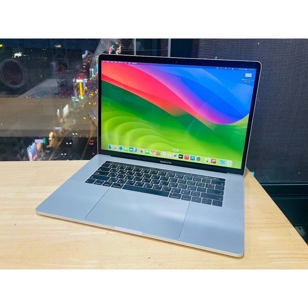 台中 2019年 MacBook Pro 15吋 i7 (2.6) 16G 256G 太空灰 368次 A1990