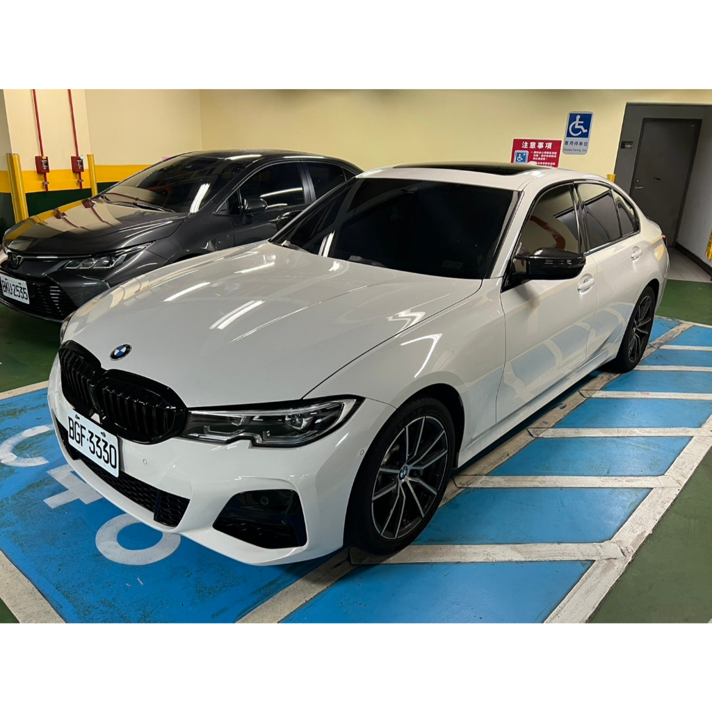 2019 BMW G20 330i XDrive 5as vvs中尾段 卡夢方向盤