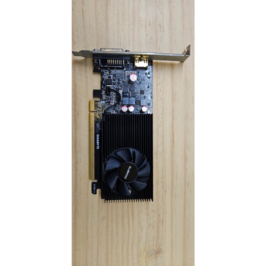 二手品 Gigabyte技嘉 GT1030 D5 2G 顯示卡 半高卡 附短擋板 GV-N1030D5-2GL