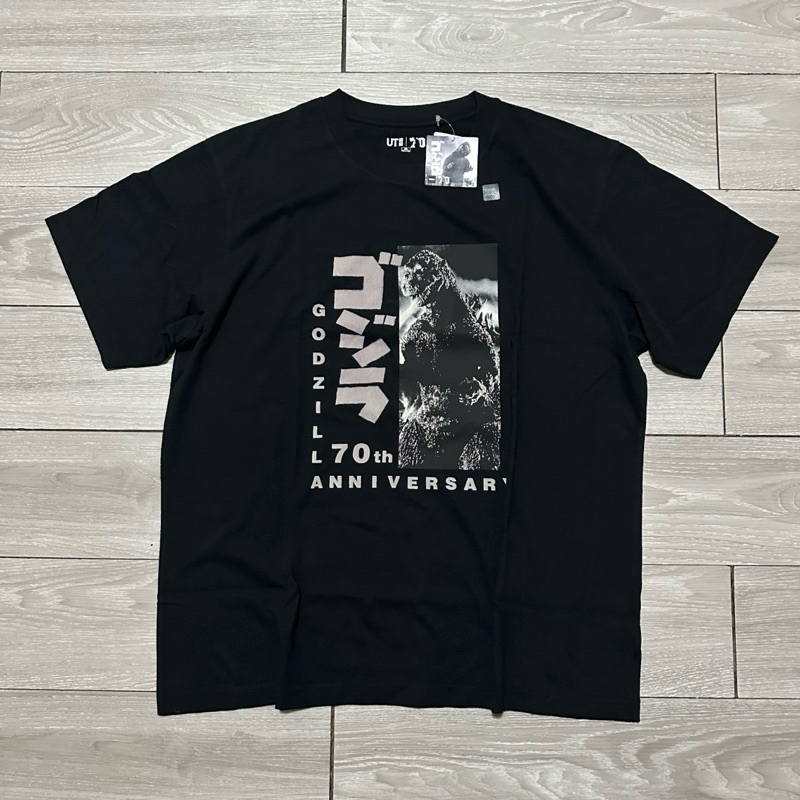 uniqlo 哥吉拉 XXL