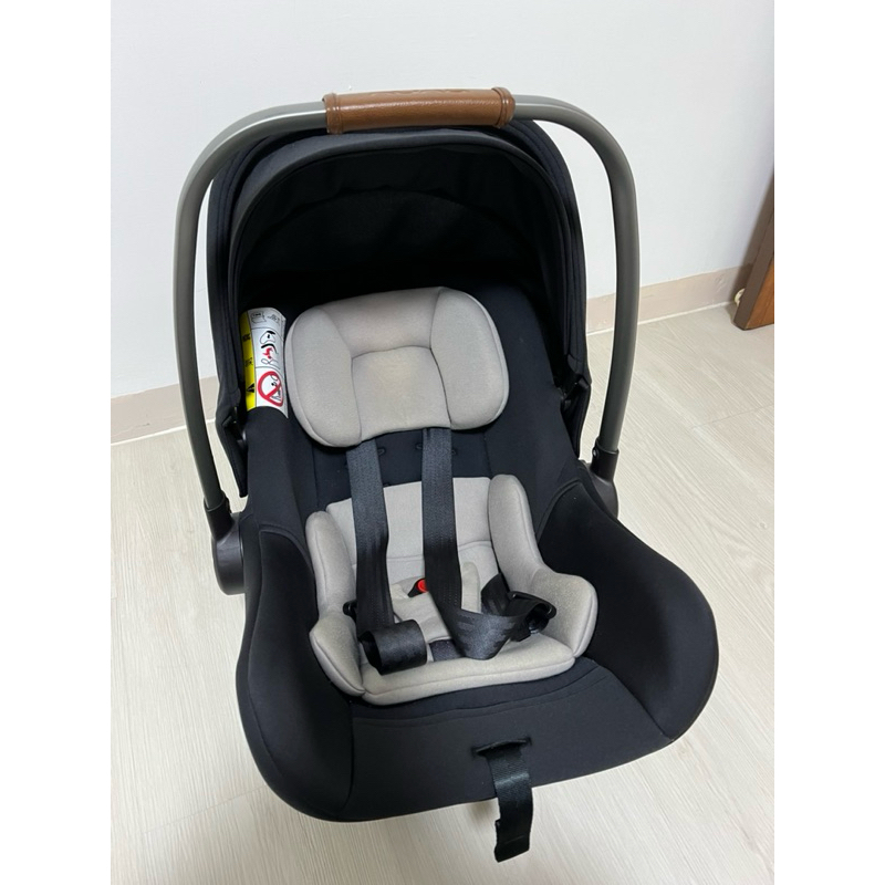 Nuna pipa lite提籃 #附轉接器