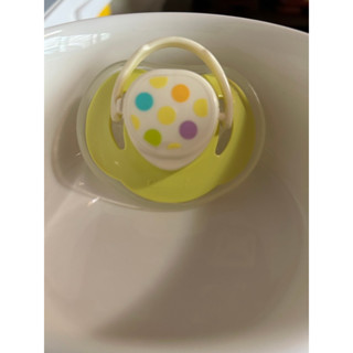 Combi 康貝 第二階段安撫奶嘴（含蓋）（九成新）