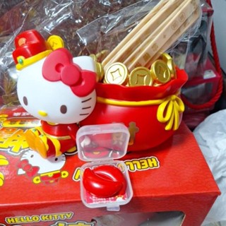7-11 HELLO KITTY招財筆筒旺來公仔卡娜赫拉的小動物龍年拍拍燈單售公仔