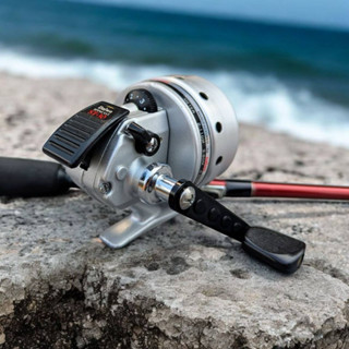 （日本製）二手 Daiwa SPINCAST ST-30 小型捲線器 封閉式捲線器 手煞車 捅洞 穴釣 龍蝦 沉底