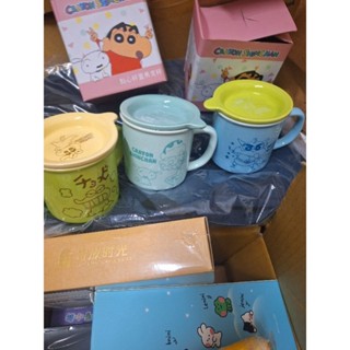7-11 蠟筆小新鱷魚阿山肥嘟嘟左衛門便便飲料提袋鑰匙圈掛架親膚薄毯皮革收納藍點心杯蓋馬克杯捏捏鑰匙圈閃亮亮擺飾